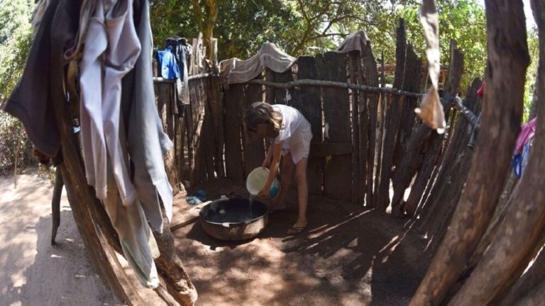 CASI EL 40 % DE MENORES DE 15 AÑOS VIVEN EN LA POBREZA EN PARAGUAY.