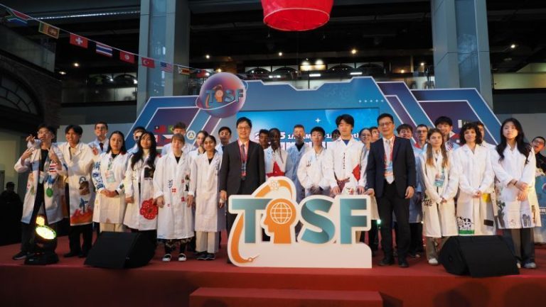 TAIWÁN BRILLA EN LA FERIA INTERNACIONAL DE CIENCIAS