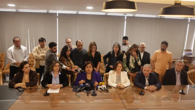 DESTITUCION DE NENECHO Y ELECCIONES YA, EXIGEN UNIDOS POR ASUNCION